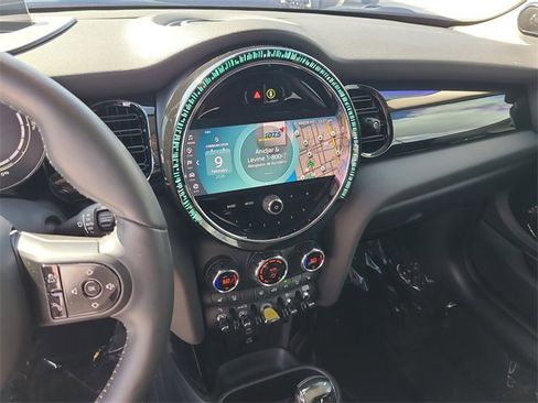 Used 2024 MINI Cooper SE image 26