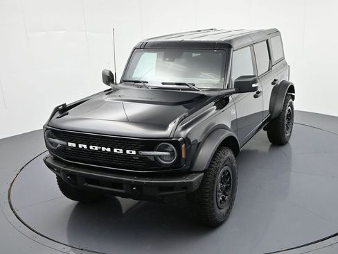 Used 2023 Ford Bronco Wildtrak AWD/4WD image 27