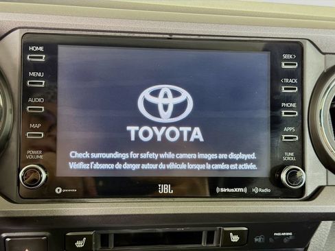 Used 2023 Toyota Tacoma TRD Off-Road w/ TRD Premium Off Road Package AWD/4WD image 16
