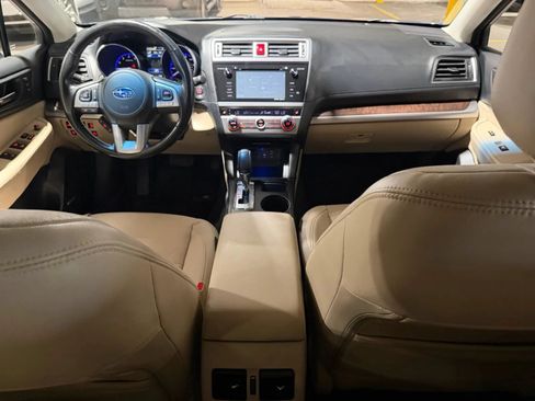 Used 2016 Subaru Outback 2.5i Limited AWD/4WD image 8