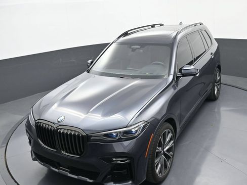 Used 2022 BMW X7 M50i AWD/4WD image 34