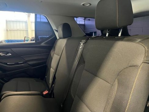 Used 2020 Chevrolet Traverse LS FWD image 17