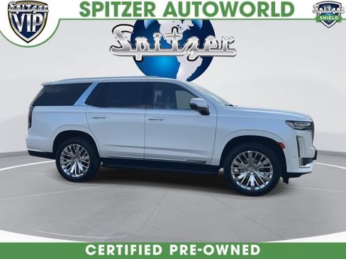 Used 2021 Cadillac Escalade Premium Luxury AWD/4WD image 2