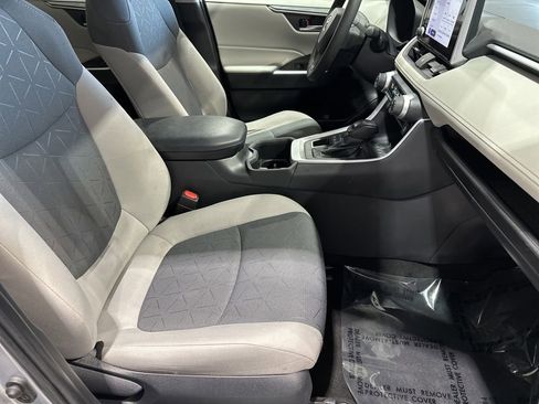 Certified 2023 Toyota RAV4 XLE AWD/4WD image 18