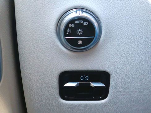 New 2026 Mercedes-Benz GLC 300 4MATIC image 24