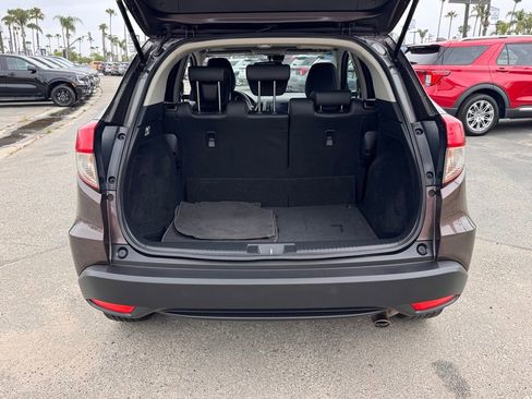 Used 2021 Honda HR-V EX-L image 13