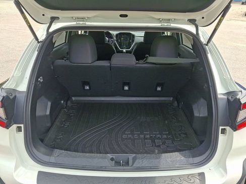 Used 2024 Subaru Crosstrek 2.0i Premium image 31