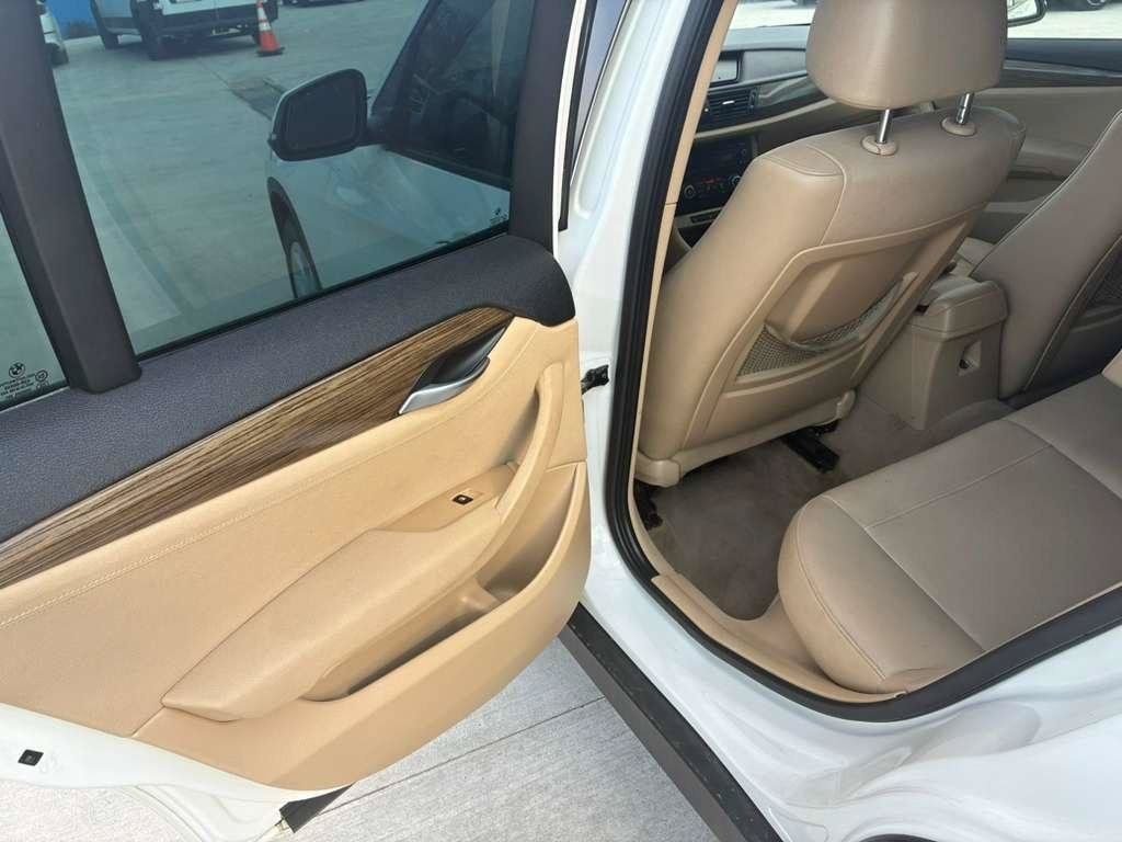 Used 2014 BMW X1 xDrive28i AWD/4WD image 12