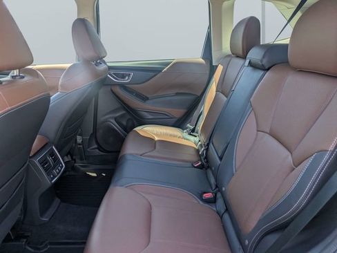 Used 2022 Subaru Forester Touring w/ Popular Package #3 AWD/4WD image 14
