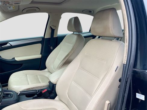 Used 2016 Volkswagen Jetta SE image 20