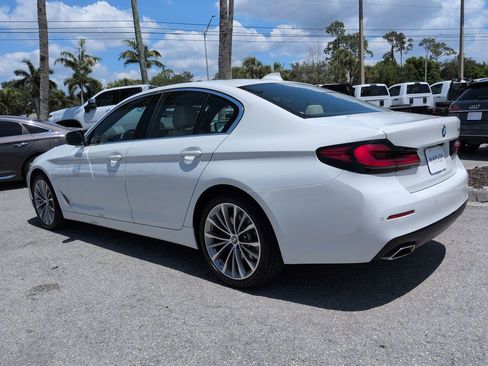 Used 2023 BMW 540i w/ Premium Package RWD image 7