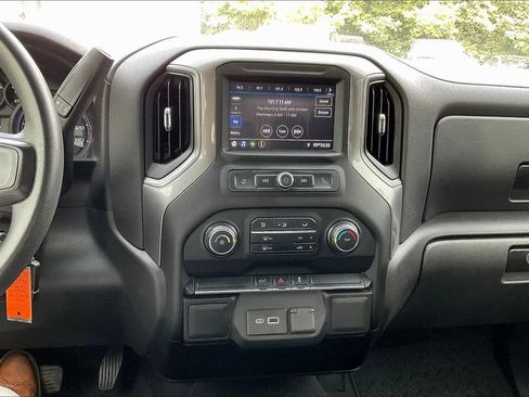 Used 2021 Chevrolet Silverado 1500 Custom AWD/4WD image 16