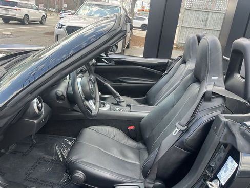 Used 2020 MAZDA MX-5 Miata Grand Touring image 11