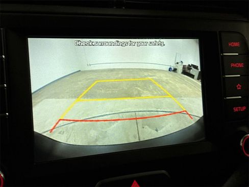 Used 2021 Kia Soul LX image 14