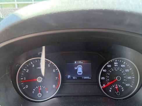 Used 2020 Kia Sportage LX image 20