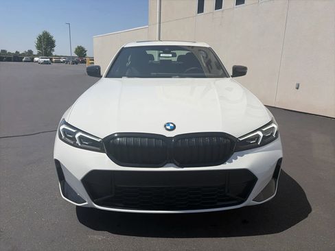New 2026 BMW 330i Sedan w/ M Sport Package image 2