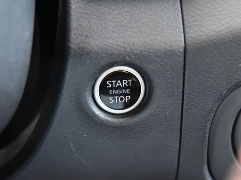 Used 2023 Nissan Frontier Pro-X w/ Pro-X Premium Package image 31