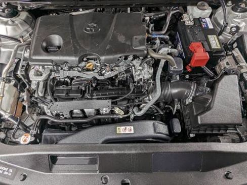 Used 2022 Toyota Camry LE FWD image 31