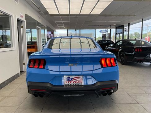 Used 2024 Ford Mustang GT Premium RWD image 6