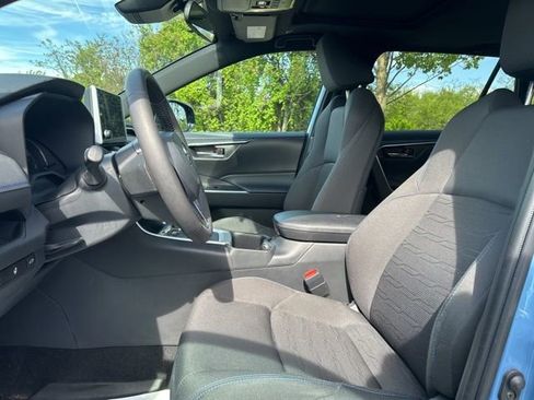 Certified 2024 Toyota RAV4 SE w/ Convenience Package AWD/4WD image 9