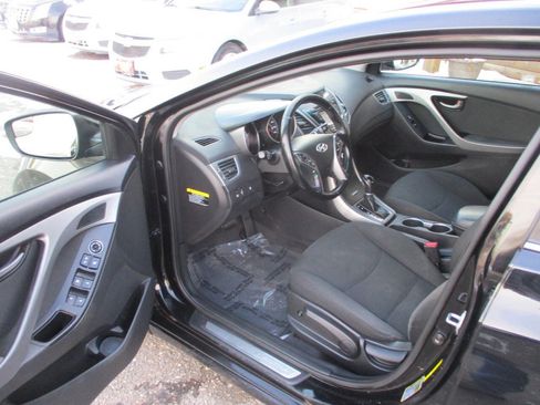 Used 2015 Hyundai Elantra SE w/ Option Group 03 image 14
