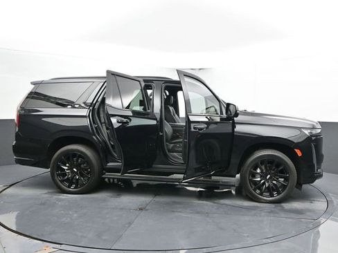 Used 2024 Cadillac Escalade Sport Platinum w/ LPO, ONYX Package image 64