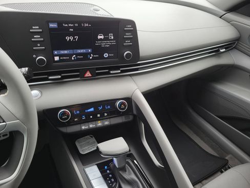 New 2026 Hyundai Elantra Sport image 14