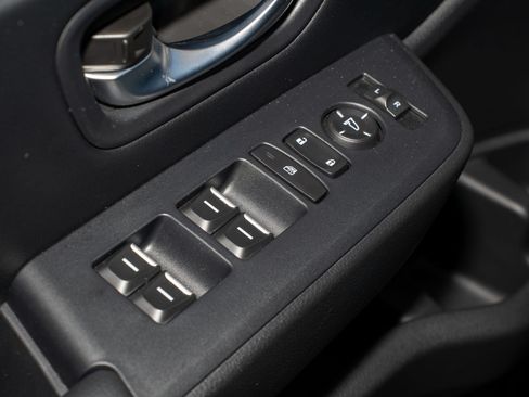 Certified 2025 Honda Pilot EX-L image 30
