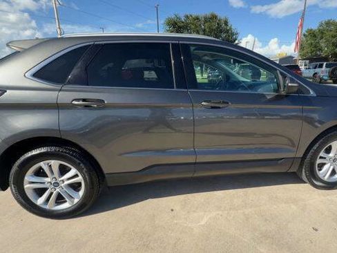 Used 2019 Ford Edge SEL w/ Equipment Group 201A FWD image 9
