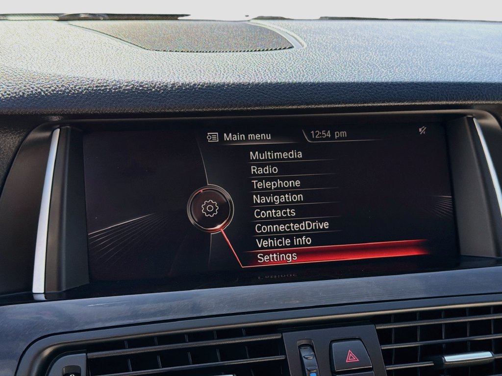 Used 2015 BMW 528i xDrive Sedan AWD/4WD image 15