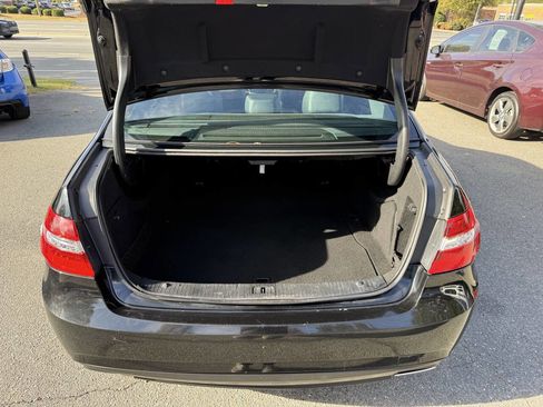 Used 2013 Mercedes-Benz E 350 BlueTEC Sedan image 11