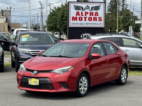 Used 2016 Toyota Corolla LE FWD image 3
