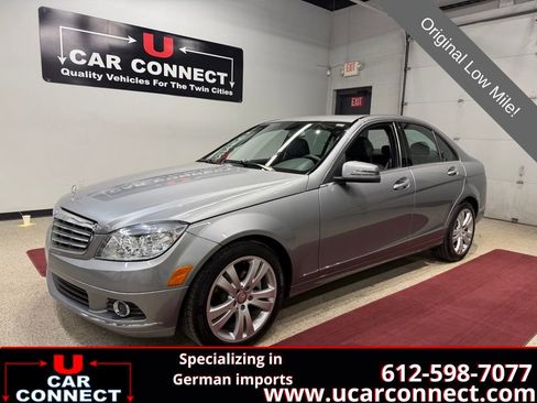 Used 2011 Mercedes-Benz C 300 4MATIC Sedan image 1