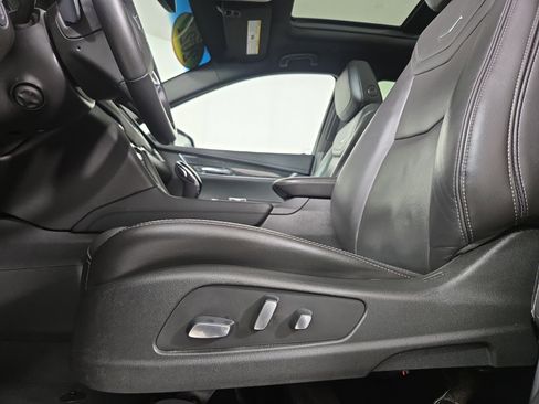 Used 2021 Cadillac XT5 Premium Luxury AWD/4WD image 29