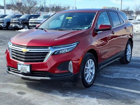 Used 2024 Chevrolet Equinox LT w/ LPO, Floor Liner Package image 2