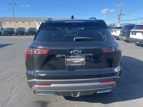 New 2026 Chevrolet Equinox ACTIV w/ Convenience Package III AWD/4WD image 4