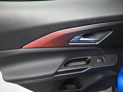 Used 2024 Chevrolet Equinox EV RS FWD image 19