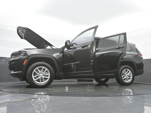 New 2025 Jeep Grand Cherokee L Laredo w/ Luxury Tech Group I image 53