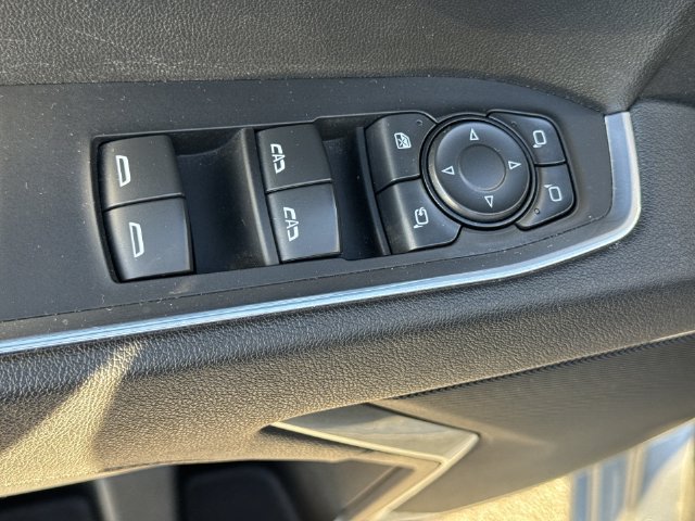 Used 2025 GMC Sierra 1500 SLT AWD/4WD image 23