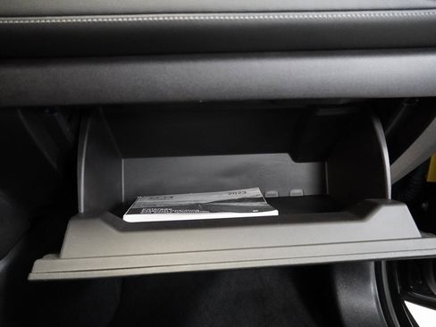 Used 2023 Chevrolet Colorado LT w/ LT Convenience Package II image 36