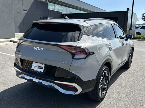 Used 2025 Kia Sportage SX image 5