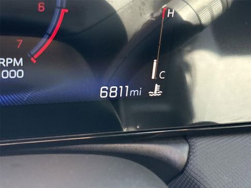 Used 2025 Chevrolet TrailBlazer LT w/ Convenience Package image 11