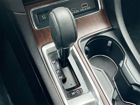 Used 2024 Subaru Ascent Touring image 17