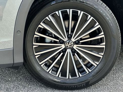 New 2025 Volkswagen Tiguan S image 10