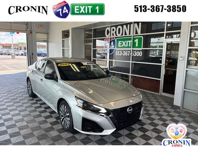 Used 2024 Nissan Altima 2.5 SV