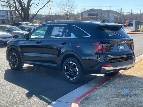 New 2026 Kia Sorento S w/ S Panoramic Sunroof Package FWD image 4