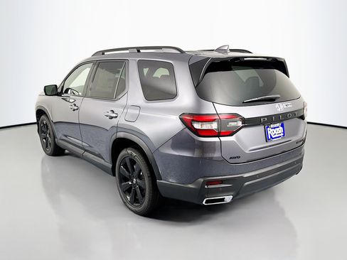 New 2025 Honda Pilot Black Edition image 7