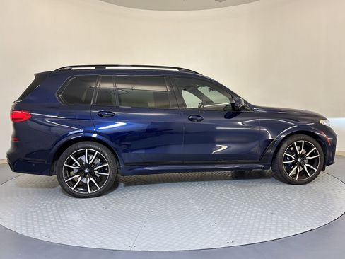 Used 2022 BMW X7 xDrive40i w/ M Sport Package AWD/4WD image 7