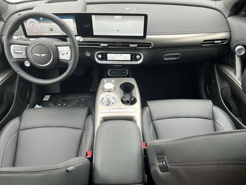 Used 2024 Genesis GV60 Advanced image 13