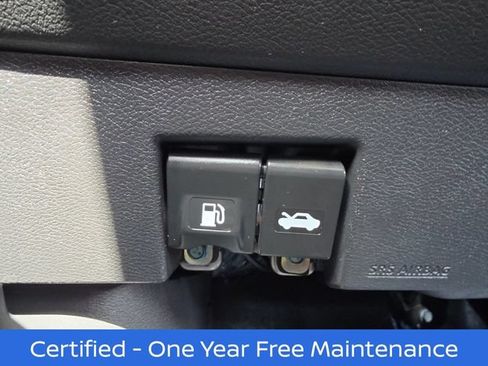 Certified 2025 Nissan Versa SV w/ Trunk Package FWD image 10